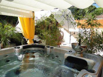 Hotel Et Studios Les Amandiers Saint-Raphaël Buitenkant foto